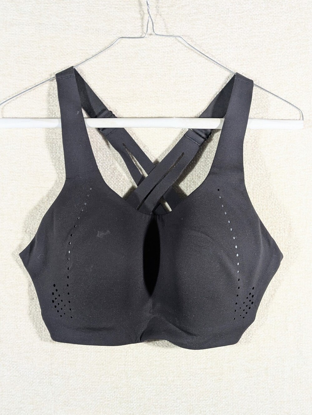Lululemon AirSupport High Support Sports Bra in Black – Size 32DD